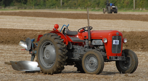 www.ploughingmatch.co.uk